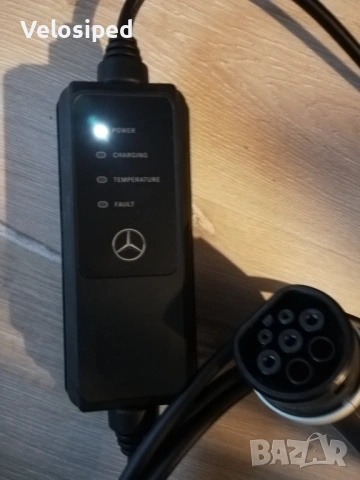 Зарядно за автомобил Мерцедес Mercedes Tape C, снимка 2 - Аксесоари и консумативи - 54106003