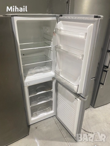 Хладилник с фризер Exquisit KGC145-50-E-040F Inox – 142 л, Немски, LED осветление, снимка 3 - Хладилници - 54859341