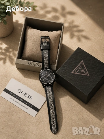 Часовник Guess 