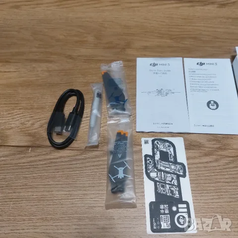 Комплект оригинални аксесоари и документи за DJI Mini 3 – НОВИ (Перки, кабел, отвертка), снимка 2 - Дронове и аксесоари - 55395309