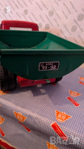 Стара Съветска играчка ЗИЛ, снимка 5 - Колекции - 54176676