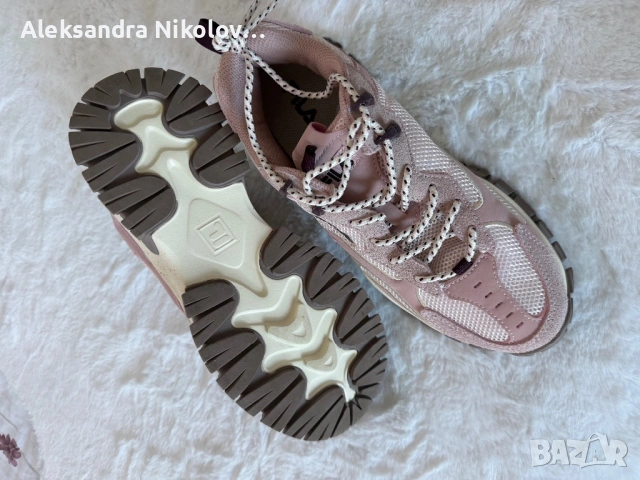 2 чиста нови маратонки , снимка 8 - Маратонки - 54651112