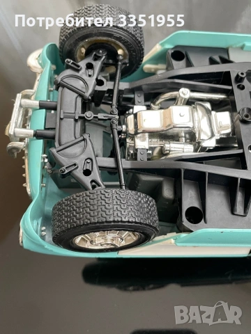 Chevrolet Curvette 1957 1/18 Burago, снимка 12 - Колекции - 54400076
