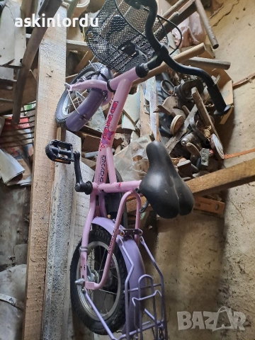 Детски велосипед 16ка без помощни колела, снимка 9 - Велосипеди - 54089135