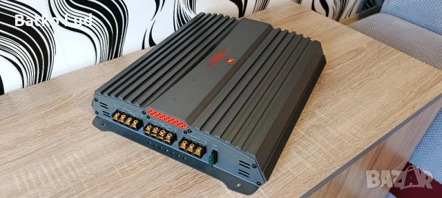 Усилвател JBL DA3504, снимка 8 - Ресийвъри, усилватели, смесителни пултове - 54382294