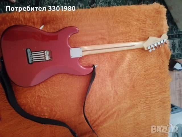 Fender stratocaster , снимка 2 - Китари - 54438606
