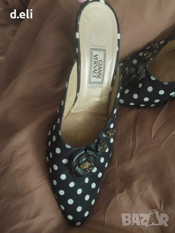 VERSACE Original Size 38 Страхотни чехли, снимка 9 - Чехли - 54339379