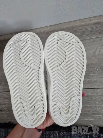 детски кецове Adidas, снимка 5 - Детски обувки - 54443276