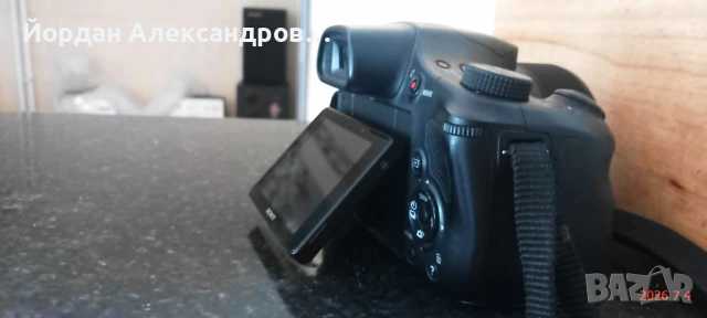 Дигитален фотоапарат Sony DSC-HX300, снимка 7 - Фотоапарати - 55160495