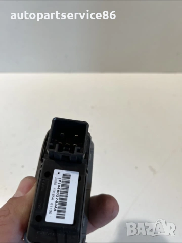 Превключвател за стъкло за задна лява врата за Chrysler 300C 5.7 Hemi (2009) 04602743Aa, снимка 2 - Части - 54594916