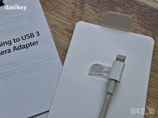 Оригинален Apple Lightning to USB 3 Camera Adapter – Като НОВ (Пълен комплект), снимка 4 - Аксесоари за Apple - 55273789