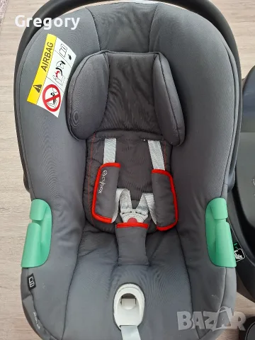 Столче за кола Cybex Aton B2 с основа Isofix в много добре състояние, снимка 7 - Столчета за кола и колело - 55149020