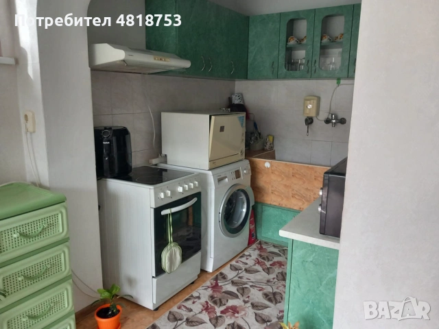Продавам къща на 2 етажа, снимка 8 - Къщи - 54439742