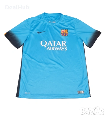 Тениска Nike X Barcelona 2015-2016 Носена, но в отлично състояние. Размер L