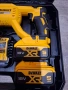 перфоратор dewalt dch133 с 2 батерии и зарядно , снимка 2