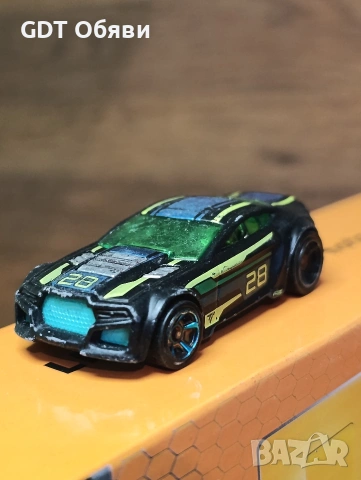 Hot Wheels Torque Twister