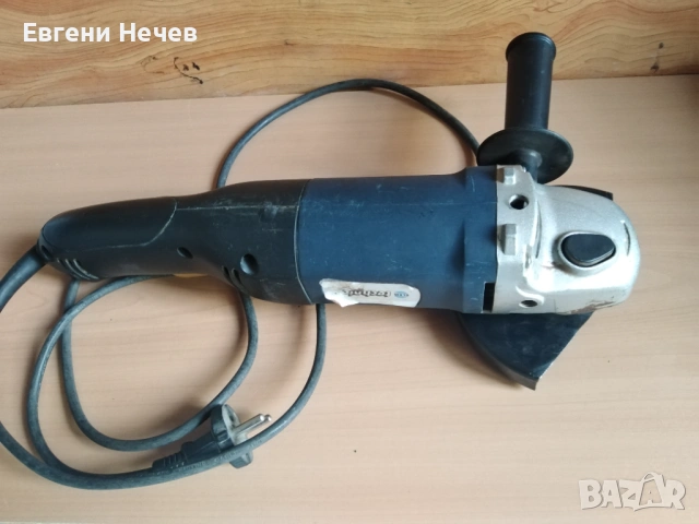 ПРОДАВАМ  ЪГЛОШЛАЙФ  С  ПОВРЕДА   ЗА  6  Евро., снимка 2 - Ъглошлайфи - 54402539