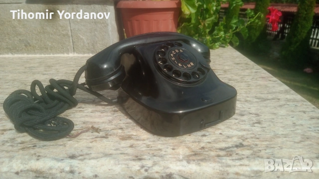 Бакелитови телефони -3 броя., снимка 9 - Антикварни и старинни предмети - 54059796