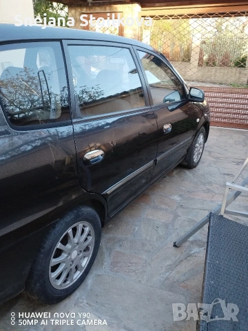 Кия Каренс-бензин-газ, снимка 4 - Автомобили и джипове - 53292627