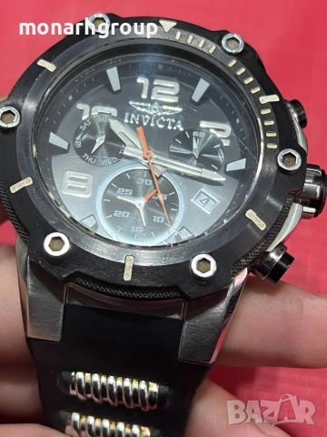 Часовник Invicta 19526 , снимка 4 - Мъжки - 54232166