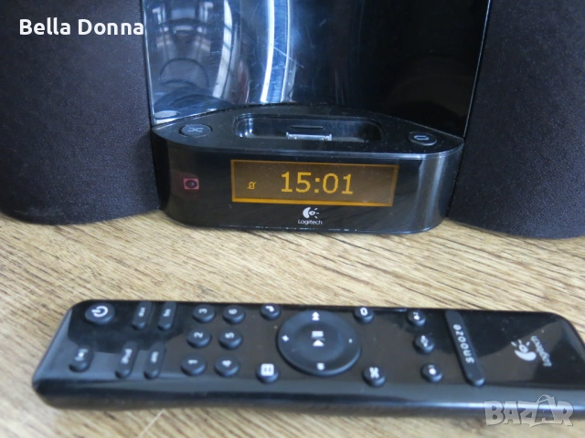 Logitech Pure-fi Dream iPhone докинг станция с Bluetooth, снимка 3 - Аудиосистеми - 54357187