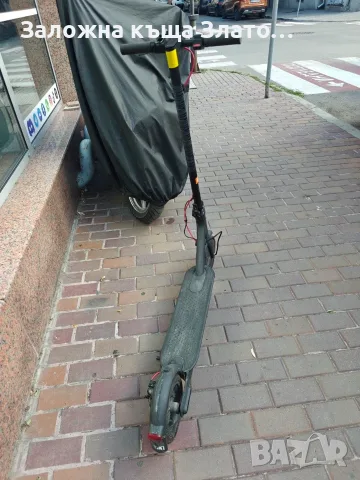 Тротинетка Xaiomi добре работеща със зарядно, снимка 4 - Скутери и тротинетки - 55319083