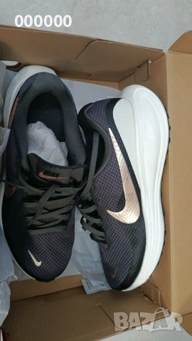 Маратонки NIKE, снимка 5 - Маратонки - 55112585