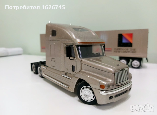 FREIGHTLINER CENTURY 1:43 NZG, снимка 6 - Колекции - 54546608
