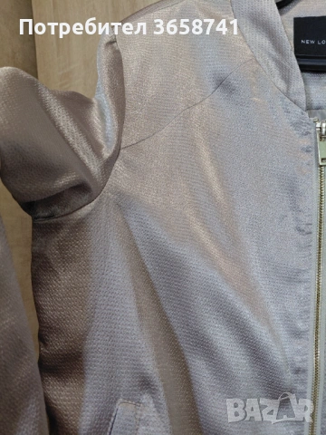 Дамско спортно яке в златисто, снимка 2 - Якета - 54344578