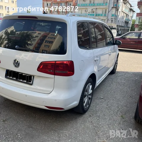 лек автомобил VW Touran
2011, бензин/метан, снимка 3 - Автомобили и джипове - 55605227