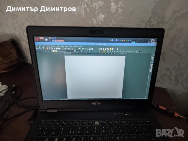 Лаптоп Fujitsu U727 i5-6200u 4gb RAM без диск, снимка 2 - Лаптопи за работа - 54820279