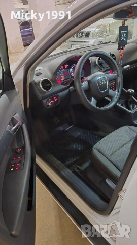 Audi A3 S-Line FACELIFT 1.6 газ / бензин,с регистрация , снимка 8 - Автомобили и джипове - 52050401