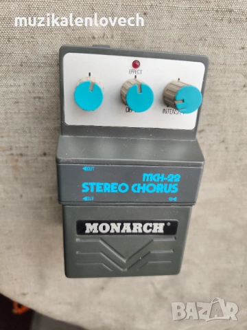 Monarch MCH-22 Stereo Chorus Стерео Хорус за ел китара JAPAN, снимка 2 - Китари - 54790760