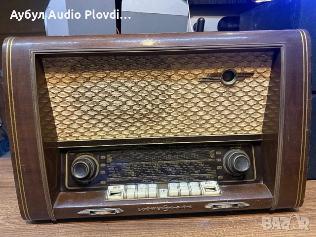 Loewe Opta  Apollo 1761W  лампово радио