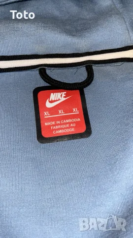 Оригинално горнище Nike Tech Fleece, размер L (Светлосин), снимка 4 - Спортни дрехи, екипи - 55626089
