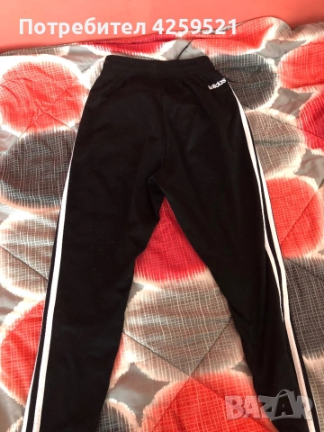 Оргинален анцунг на Адидас, снимка 3 - Спортни екипи - 54279077