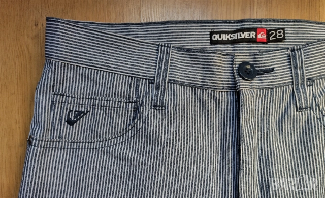 Quiksilver - мъжки бермуди , снимка 3 - Къси панталони - 54661335