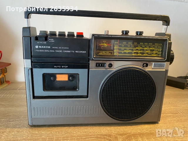 Радиокасетофон Sanyo М2444 - за части