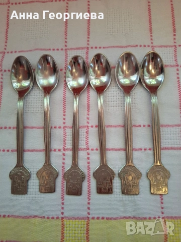 Лъжички за кафе.