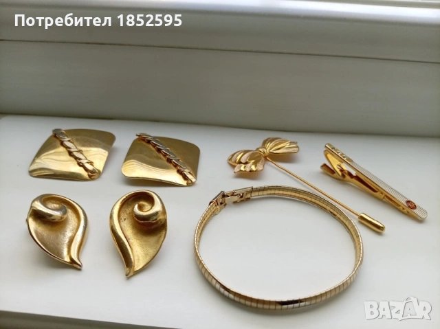 Vintage лот от обеци, гривна, брошка-игла и щипка. , снимка 8 - Обеци - 54721125