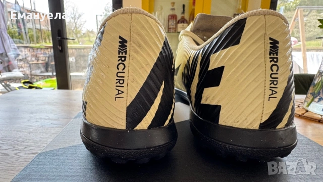 Оригинални Найк футболни обувки , снимка 3 - Футбол - 54179438