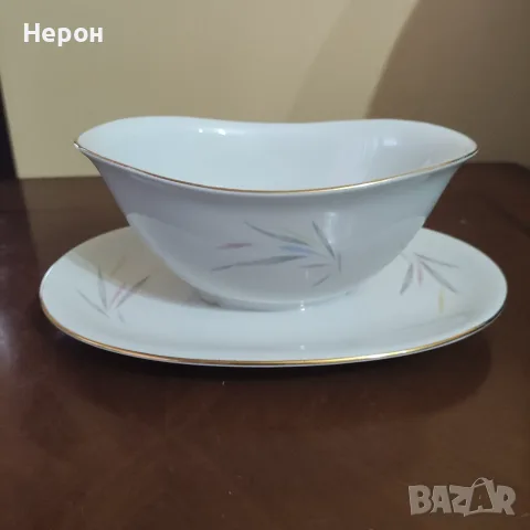 Порцеланова сосиера, снимка 5 - Сервизи - 55469765
