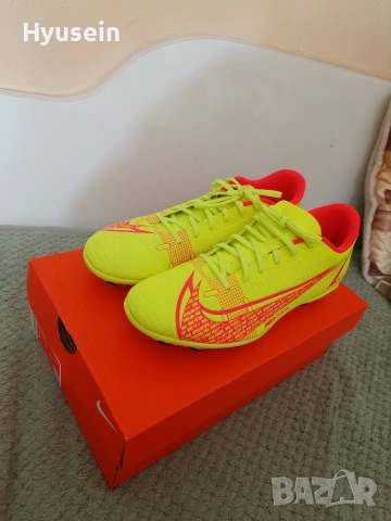 Nike Mercurial Vapor 14 Club в отлично състояние , снимка 4 - Футбол - 55219920