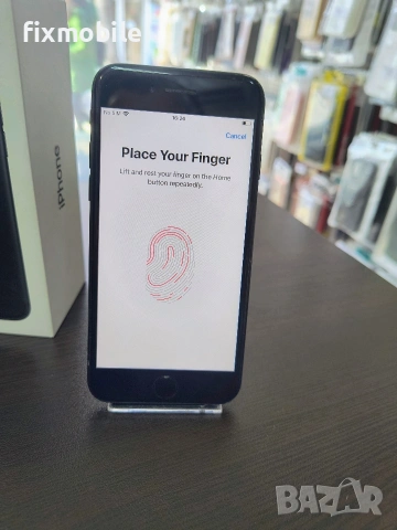 Apple iPhone 7 32GB Black, снимка 2 - Apple iPhone - 54042331