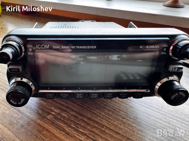 Мобилна цифрова радиостанция ICOM IC-E2820, снимка 3 - Друга електроника - 54832095