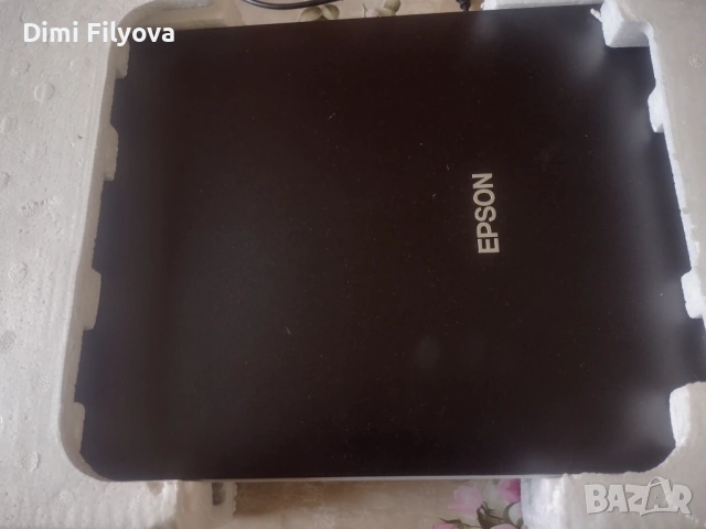Плосък скенер — Epson Perfection V19  - нов , снимка 2 - Принтери, копири, скенери - 54655305