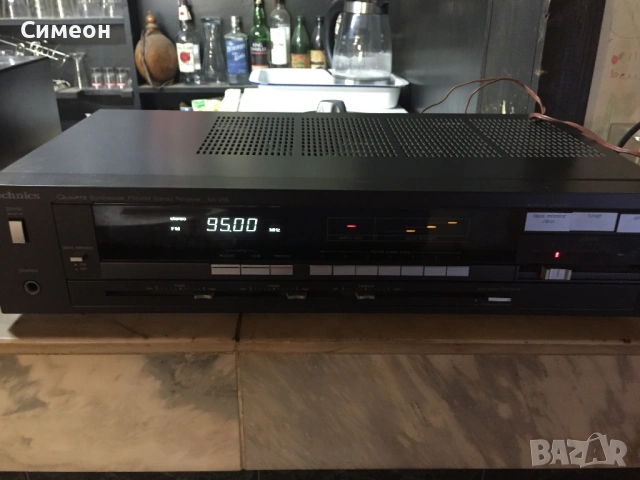 Усилвател/ресийвър Technics SA-210