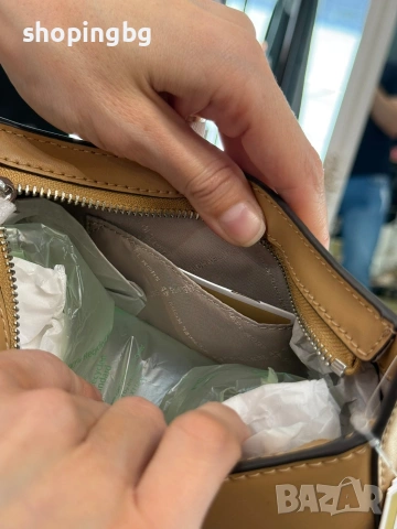 Дамска чанта Michael Kors LYRA, снимка 3 - Чанти - 54764614