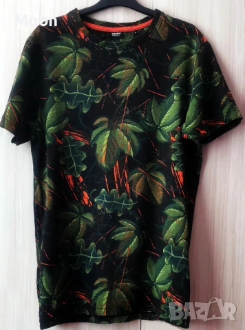 Ново кожено яке Bershka и две тениски, снимка 7 - Якета - 48000529