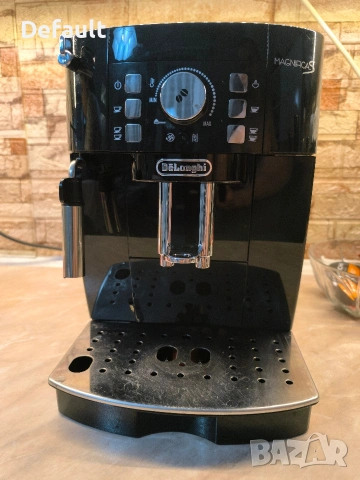 Кафеавтомат Delonghi Magnifica S-Топ състояние 